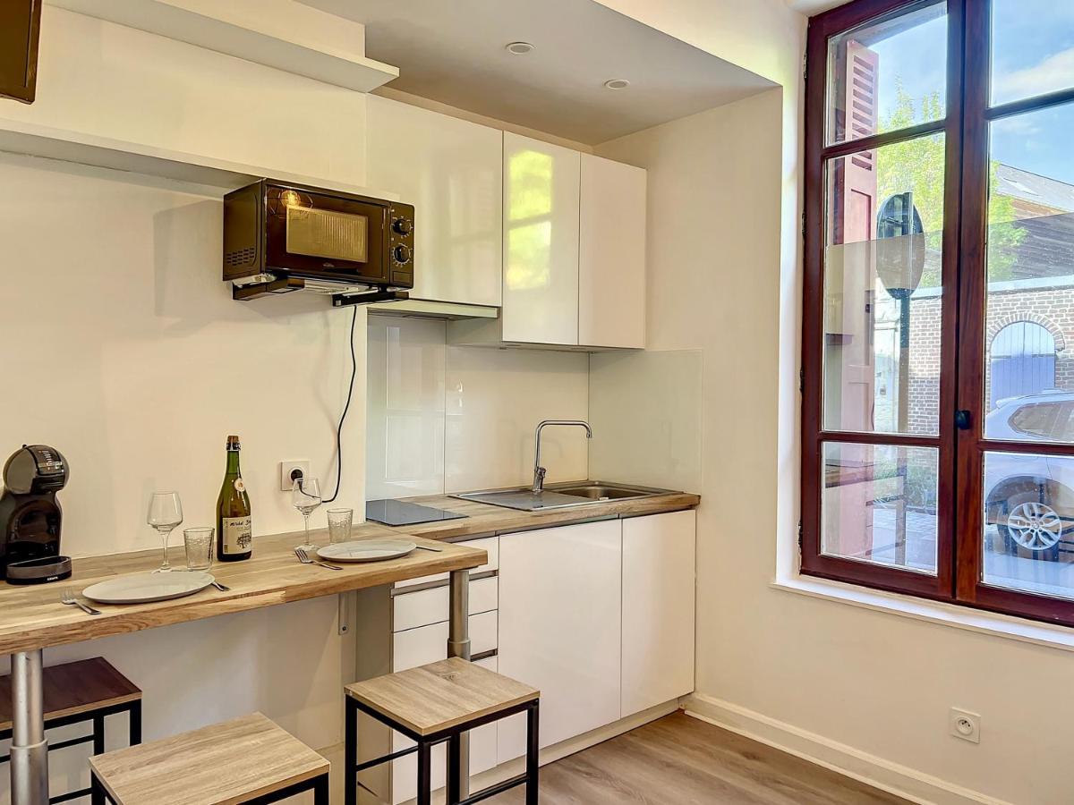 Rose Appartement Honfleur Buitenkant foto